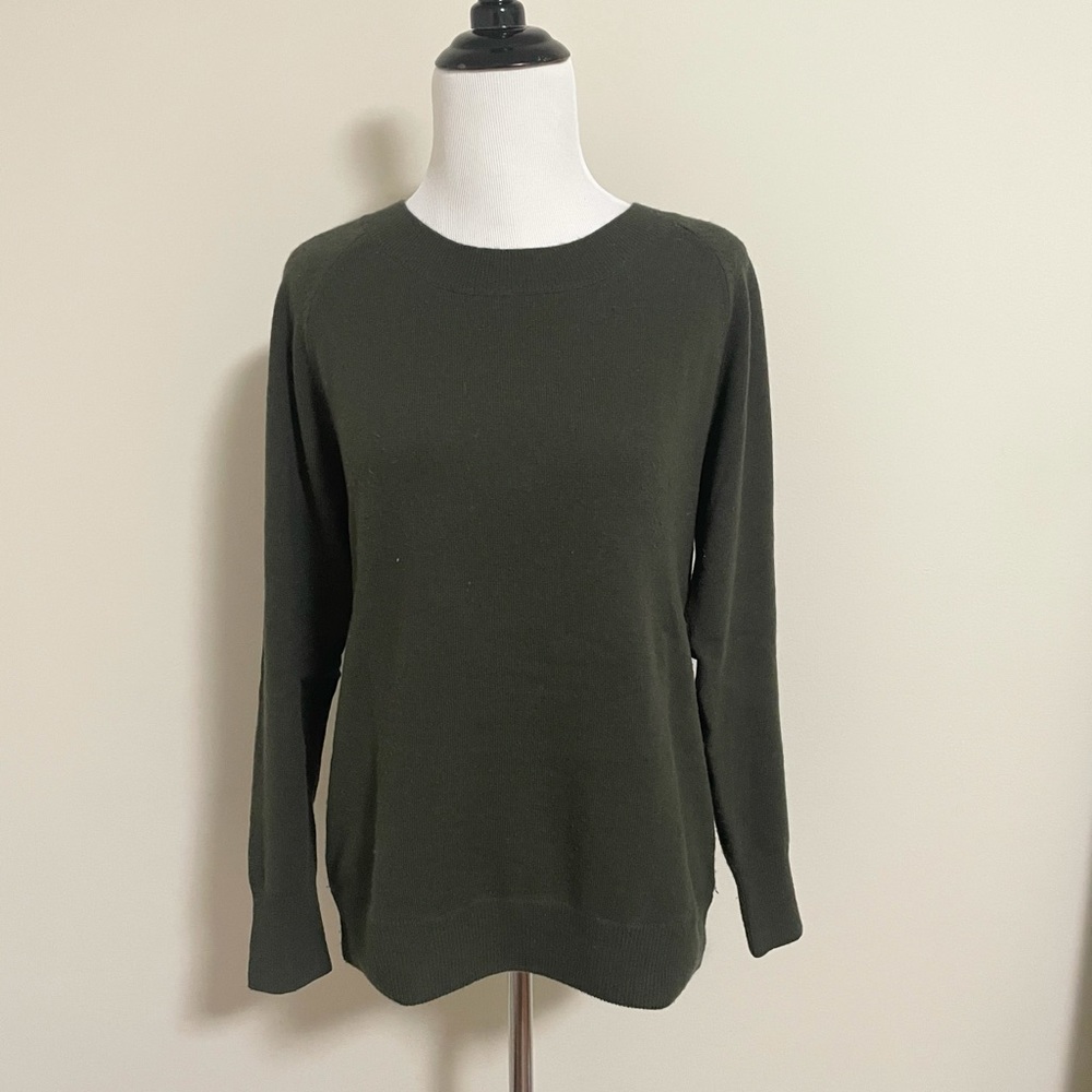 Theory cashmere sweater
